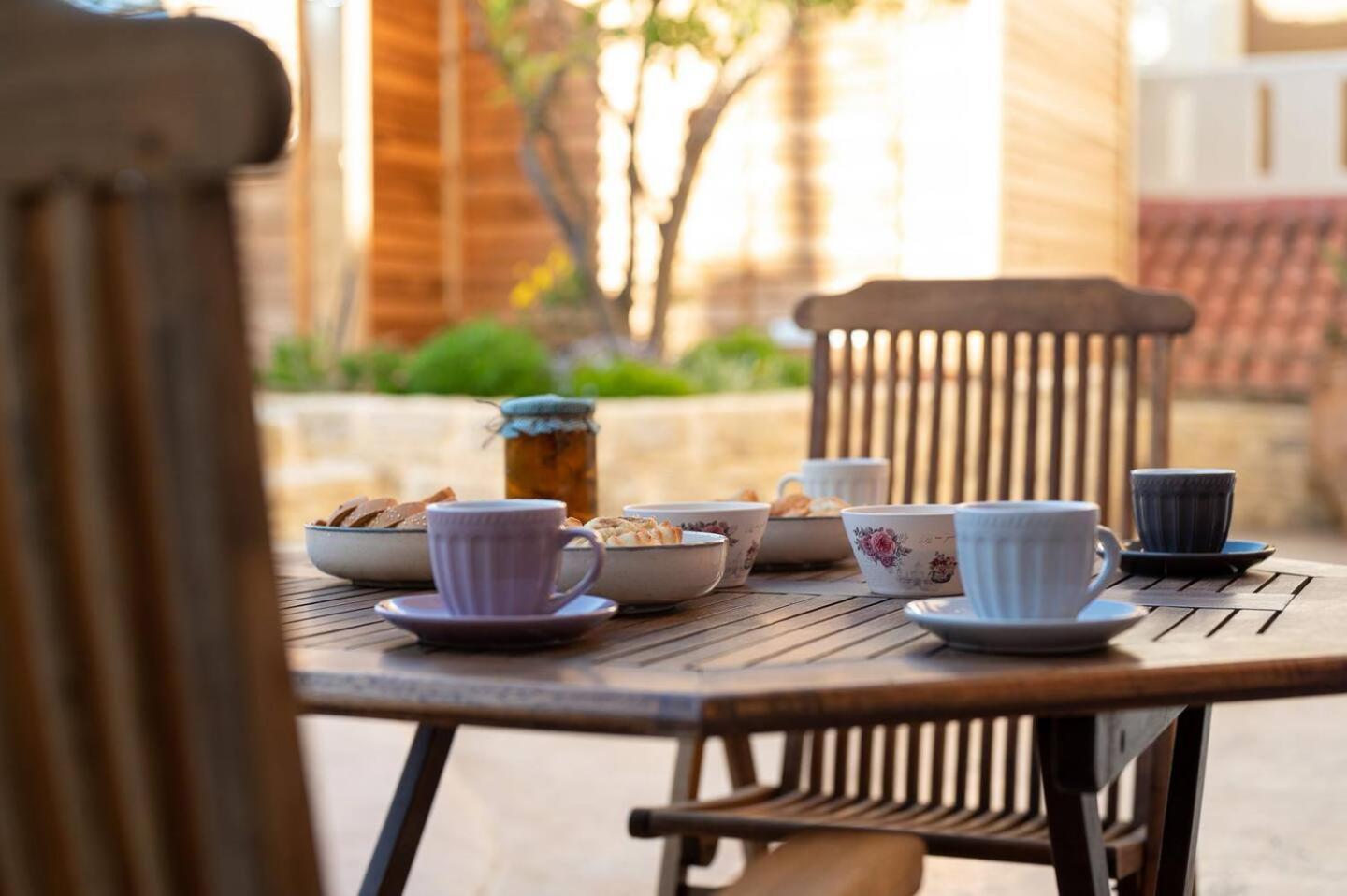 Physis Country House Near Matala Beach & Faistos Kouses Buitenkant foto